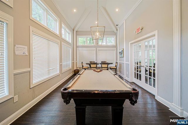 604 Turlington Court 234, Livingston, NJ 07039