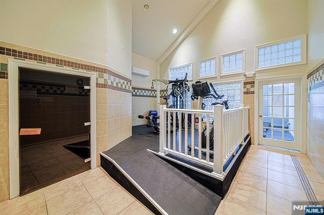 604 Turlington Court 234, Livingston, NJ 07039