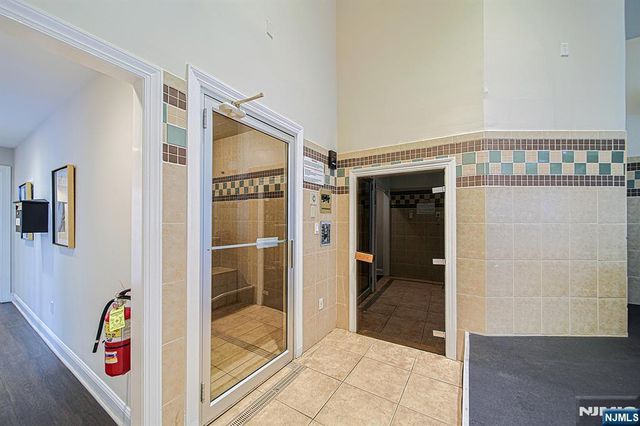 604 Turlington Court 234, Livingston, NJ 07039