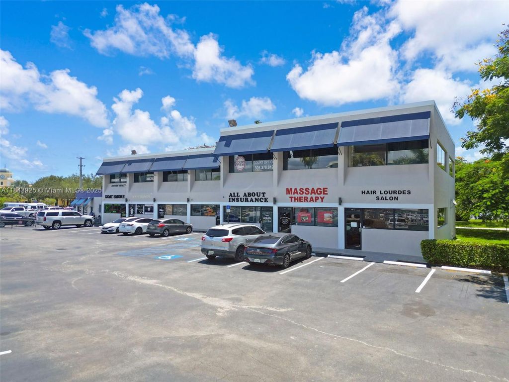 17801 S Dixie Hwy, Palmetto Bay, FL 33157