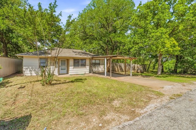 702 S Jackson Street, Stephenville, TX 76401