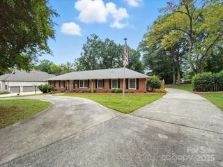 4600 Carmel Vista Lane, Charlotte, NC 28226