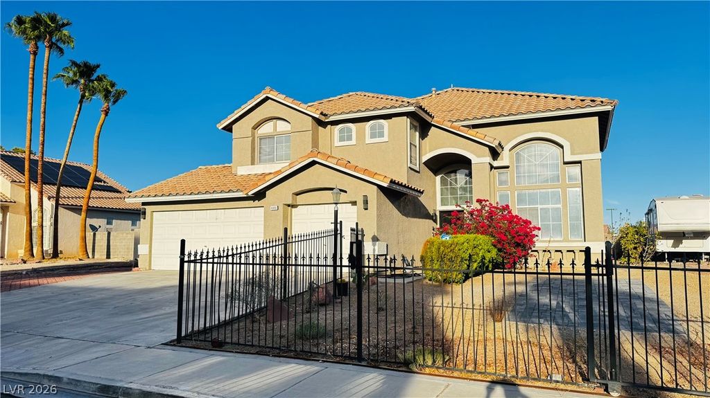 4800 North Golfridge Drive, Las Vegas, NV 89130 — photo 2