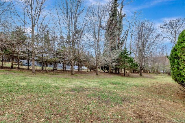 442 River Road, Nissequogue, NY 11780