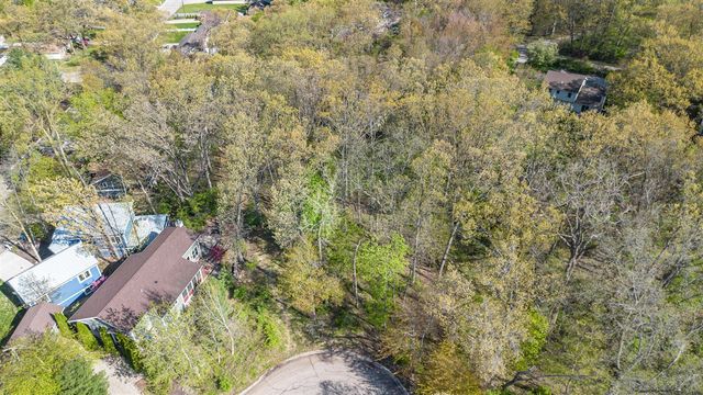 820 E Indiana Street, New Buffalo, MI 49117