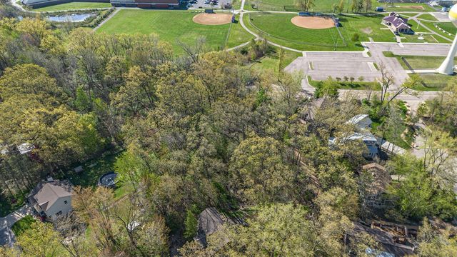 820 E Indiana Street, New Buffalo, MI 49117