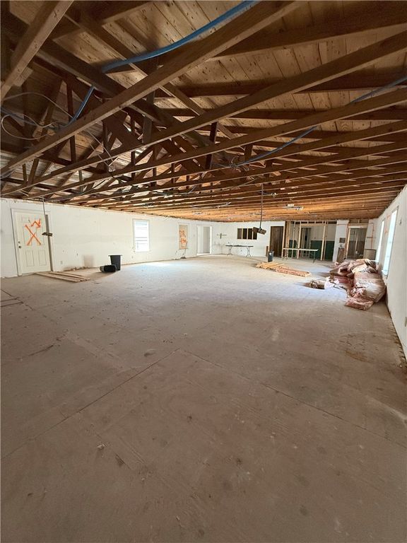 852 S Whitney St, Aransas Pass, TX 78336 — photo 5