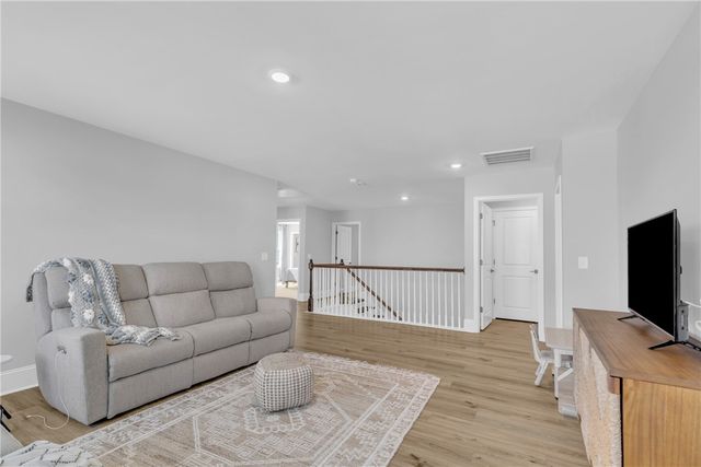 105 Fox Den Court, Easley, SC 29642