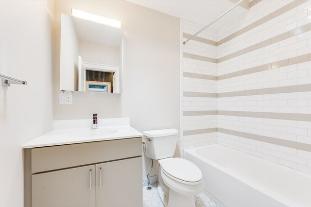 17 Vinton Street 5, Boston, MA 02127