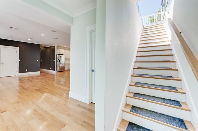 17 Vinton Street 5, Boston, MA 02127
