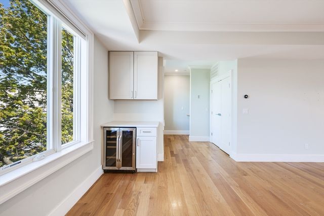 17 Vinton Street 5, Boston, MA 02127