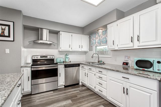 14019 Stardust Lane, Farmers Branch, TX 75234