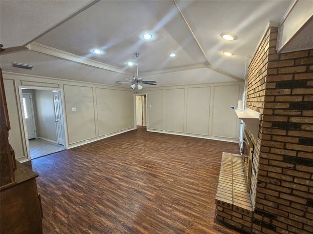 1340 Grand Teton Drive, Desoto, TX 75115