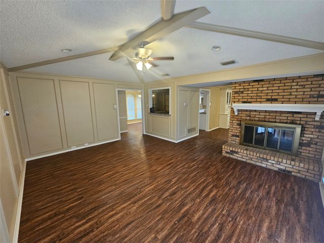 1340 Grand Teton Drive, Desoto, TX 75115