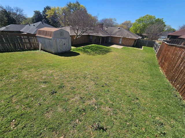 1340 Grand Teton Drive, Desoto, TX 75115