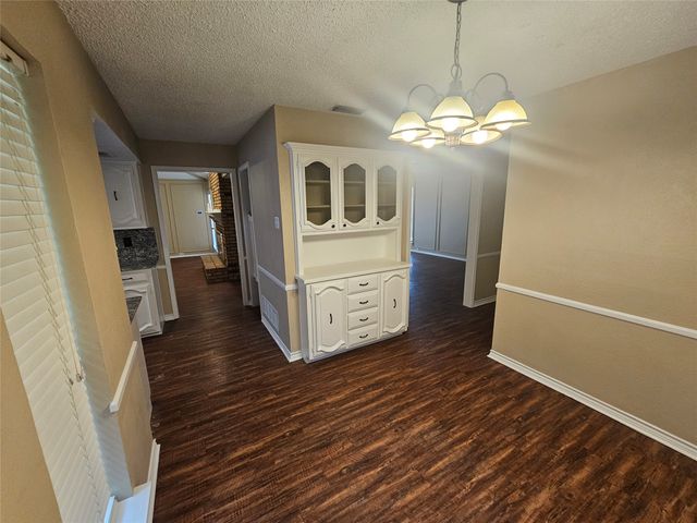 1340 Grand Teton Drive, Desoto, TX 75115