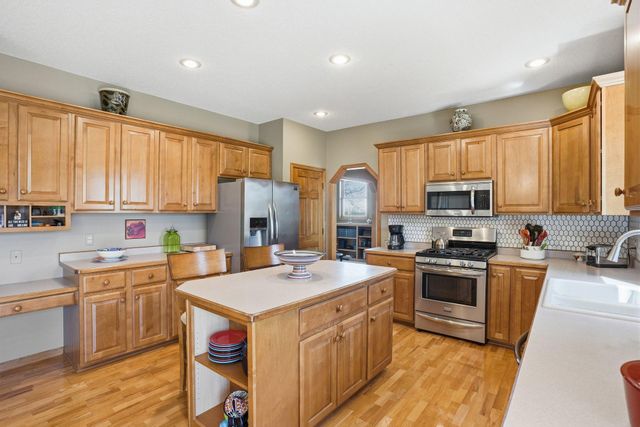 20628 Jura Trail, Lakeville, MN 55044