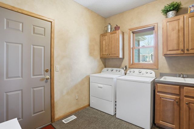 20628 Jura Trail, Lakeville, MN 55044