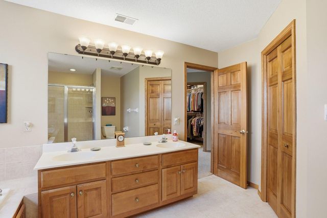 20628 Jura Trail, Lakeville, MN 55044