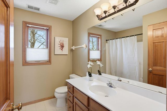 20628 Jura Trail, Lakeville, MN 55044