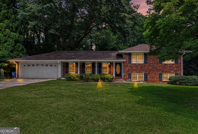 3135 Wanda Woods Drive, Atlanta, GA 30340