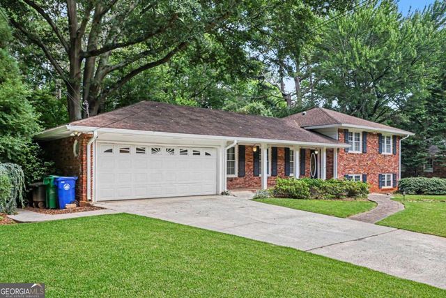 3135 Wanda Woods Drive, Atlanta, GA 30340