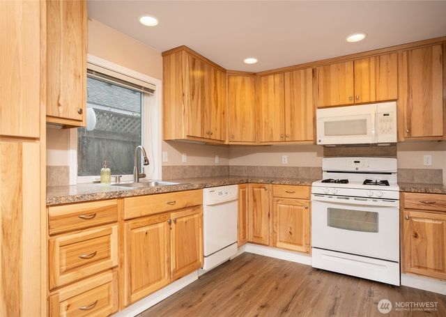 5005 109th Street NE #A,B,C, Marysville, WA 98271