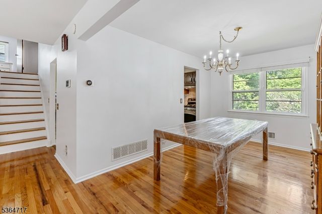 96 Reinhold Ter, Union Twp., NJ 07083