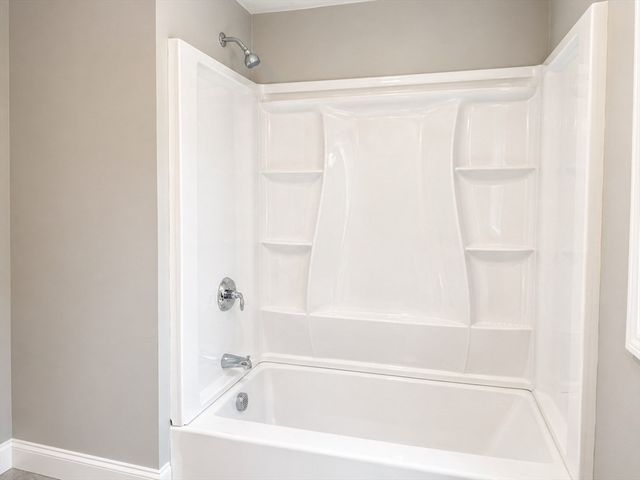 53 Bridge St, Raynham, MA 02767