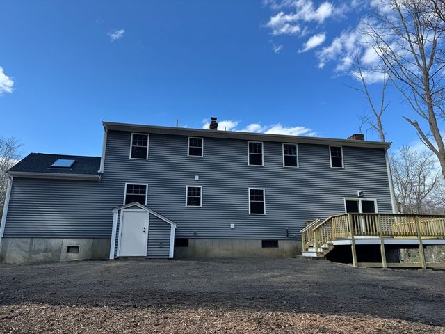 53 Bridge St, Raynham, MA 02767