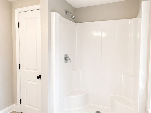 53 Bridge St, Raynham, MA 02767