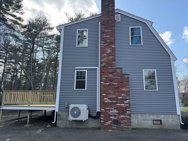 53 Bridge St, Raynham, MA 02767