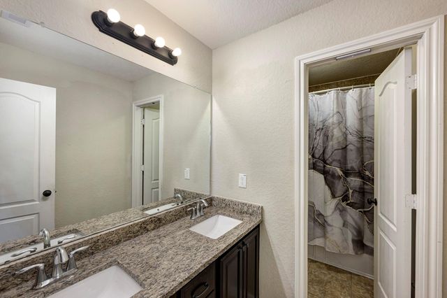 13207 Davenport Hills Lane, Humble, TX 77346