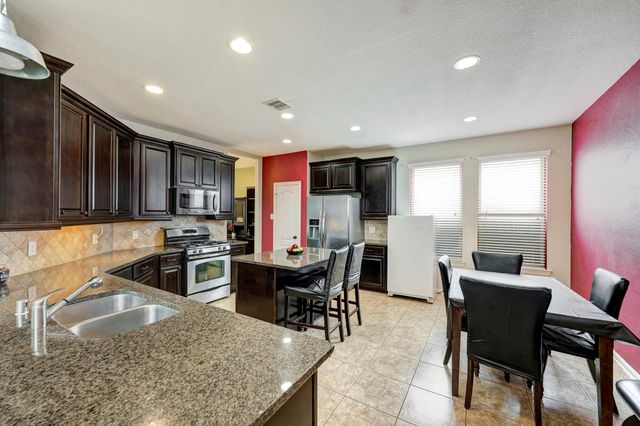 13207 Davenport Hills Lane, Humble, TX 77346