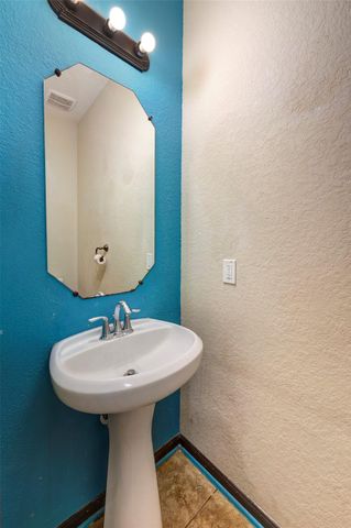 13207 Davenport Hills Lane, Humble, TX 77346