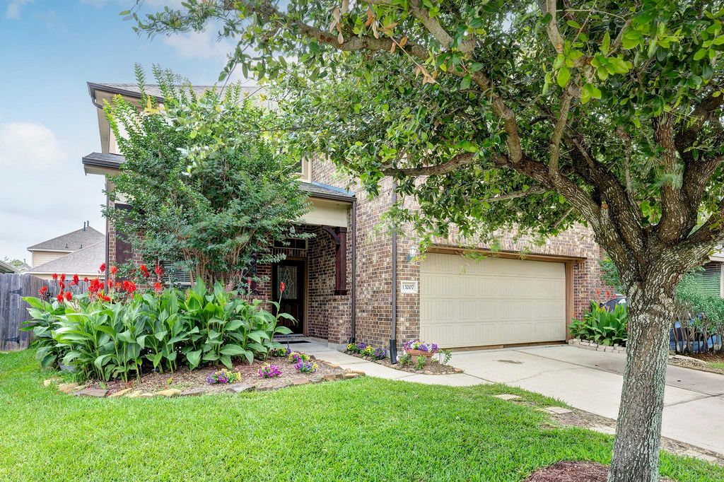 13207 Davenport Hills Lane, Humble, TX 77346