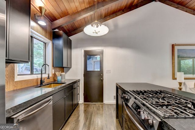 5363 Rosser Road, Smoke Rise, GA 30087