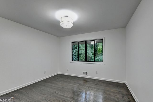 5363 Rosser Road, Smoke Rise, GA 30087