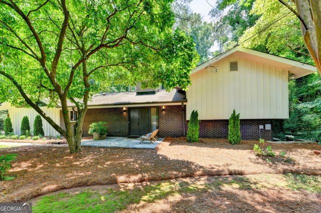 5363 Rosser Road, Smoke Rise, GA 30087