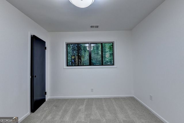 5363 Rosser Road, Smoke Rise, GA 30087