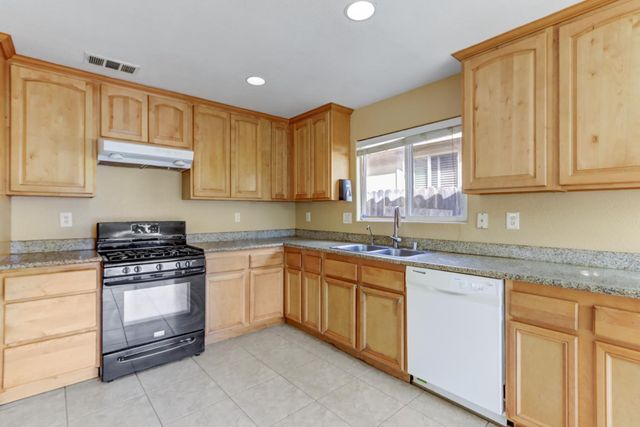 3330 Rio Linda Blvd, Sacramento, CA 95838
