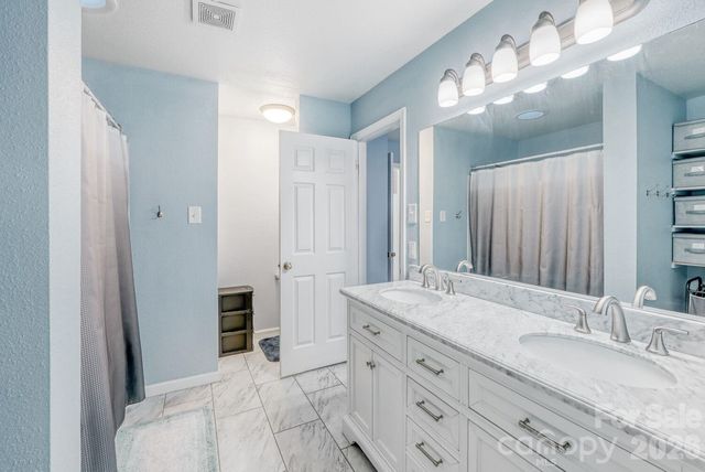 148 Farm Springs Drive, Mount Holly, NC 28120