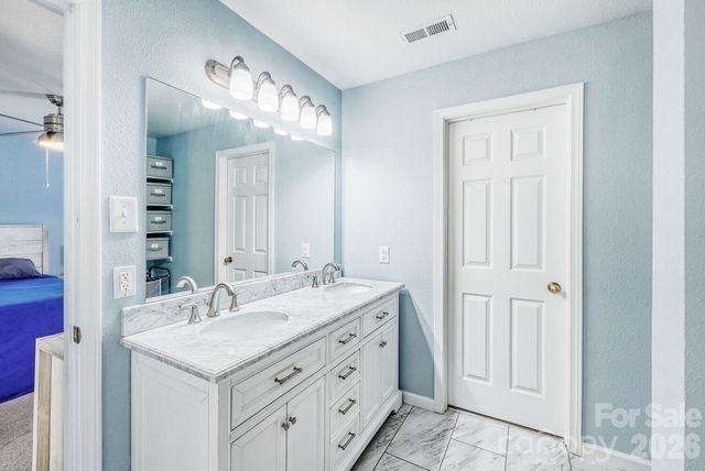 148 Farm Springs Drive, Mount Holly, NC 28120