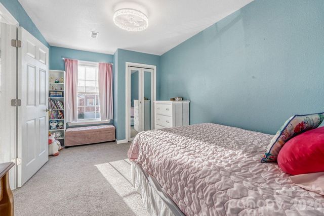 148 Farm Springs Drive, Mount Holly, NC 28120