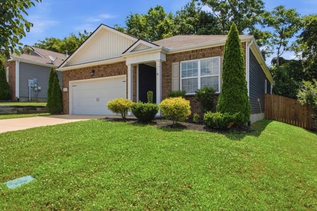716 Prominence Rd, Columbia, TN 38401