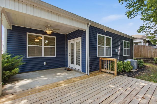 716 Prominence Rd, Columbia, TN 38401