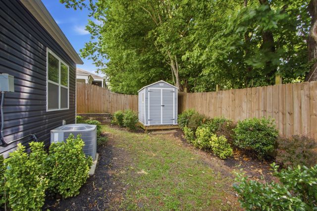 716 Prominence Rd, Columbia, TN 38401