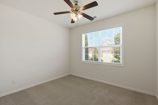 716 Prominence Rd, Columbia, TN 38401
