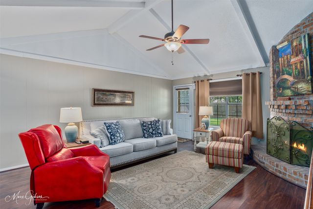 2608 Brown Street, Bossier City, LA 71111