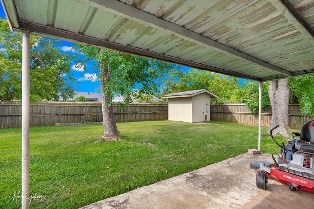 2608 Brown Street, Bossier City, LA 71111